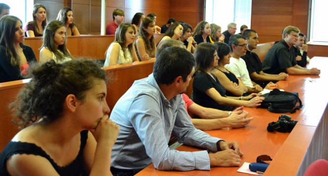 La UCAV ha clausurado el XIII Aula de Lengua y Cultura Española (AULCE) con la participación de 48 alumnos procedentes de diferentes universidades de cinco países (EEUU, Italia, Irlanda, Ciudad del Vaticano y Reino Unido). 27 julio 2012.