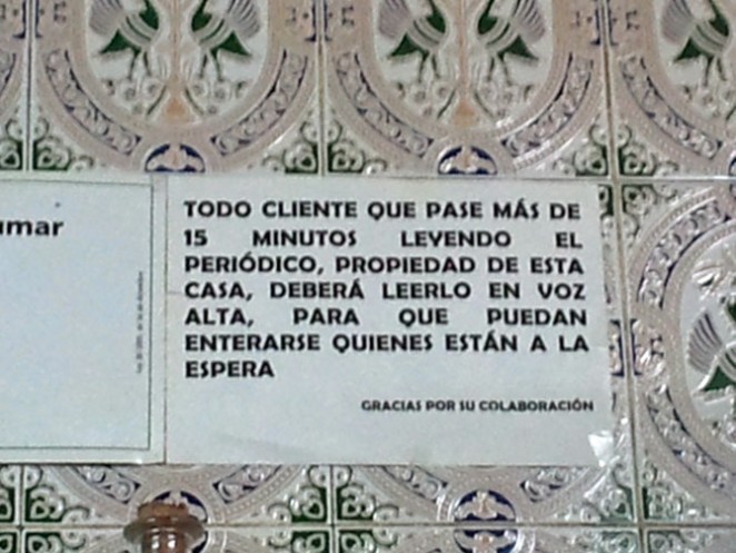 Cartel visto en el bar Sindical, de Solosancho. Foto: Paco.