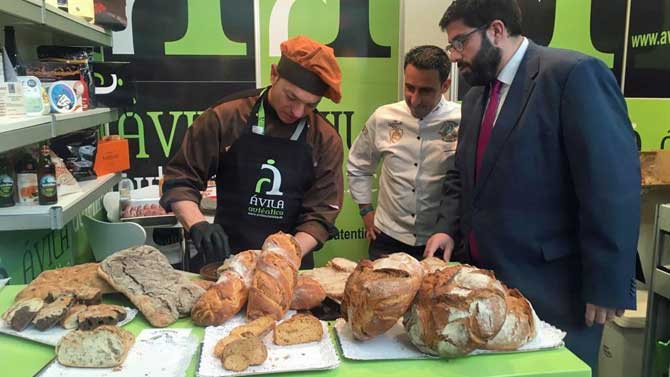 El presidente de la Diputaci&oacute;n en Madrid Fusi&oacute;n.