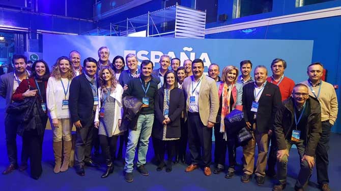 Populares abulenses en la Convención Nacional, entre ellos Sánchez-Reyes.