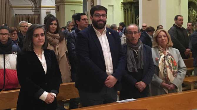 Sánchez-Reyes y Sánches Reyes en la celebración de la Cofrafía de los Afligidos.