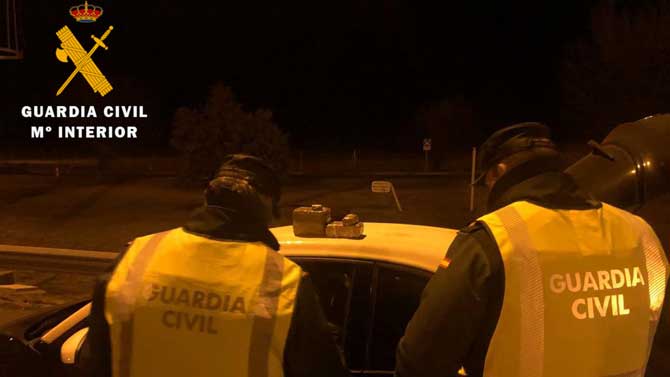 Incautaci&oacute;n de hach&iacute;s en la autov&iacute;a A-6.