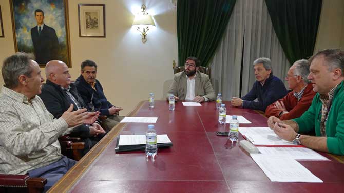 Reunión del presidente de la Diputación con el Comité de Empresa de ADIF.
