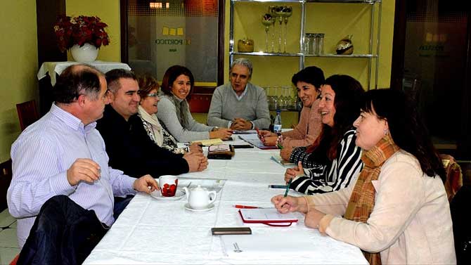 Reunión del grupo de trabajo 'De la cuna al sepulcro'.