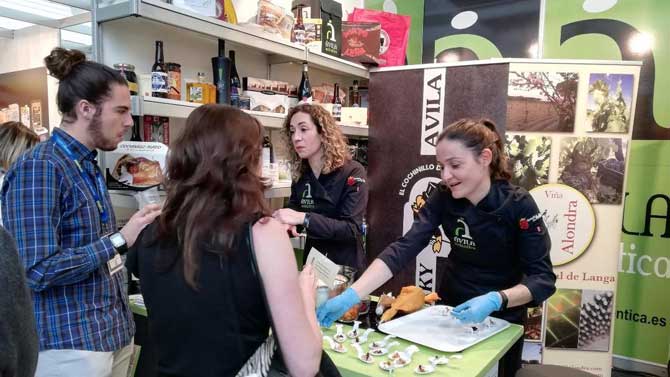 Degustaciones de &Aacute;vila Aut&eacute;ntica en Madrid Fusi&oacute;n.