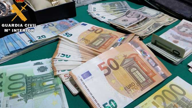 Dinero incautada en la operación Telefones.