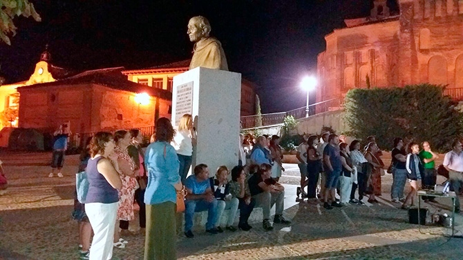 Busto dedicado a Vasco de Quiroga en Madrigal de las Altas Torres.