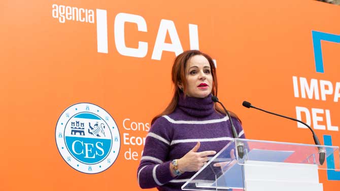 Silvia Clemente, en un momento de su intervenci&oacute;n.