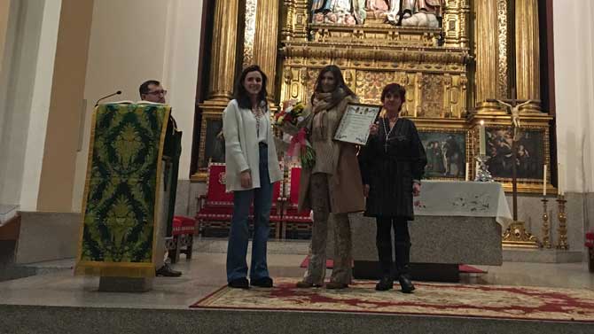 Donación la Cofradía de los Afligidos a la Asociación de Esclerosis Lateral Amiotrófica.