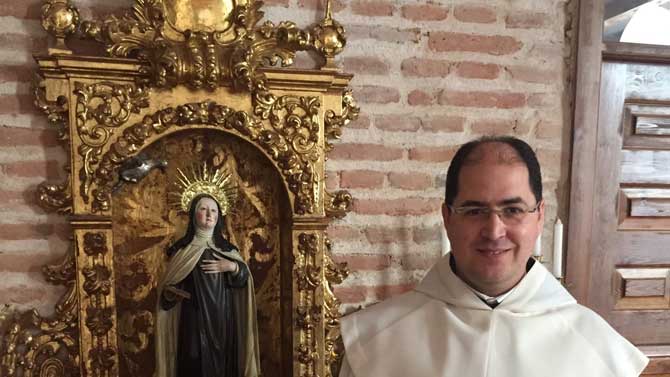 El carmelita Luis Carlos Mu&ntilde;oz.