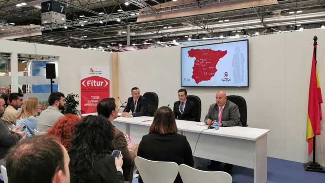 Presentación de Huellas de Teresa en FITUR.