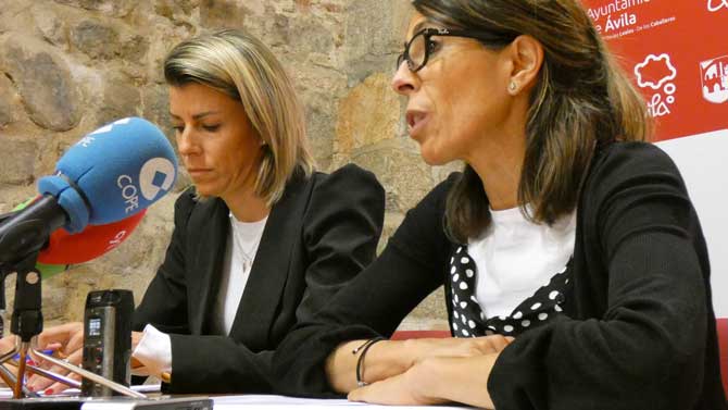 Rueda de prensa de Eva Arias y Yolanda V&aacute;zquez.