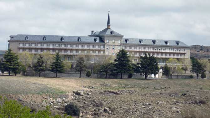 Edificio de la Diputación en el que se encuentra l UCAV.