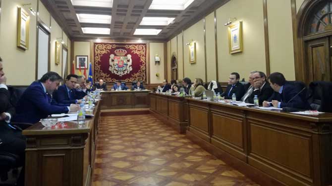 Pleno de enero en la Diputaci&oacute;n de &Aacute;vila.