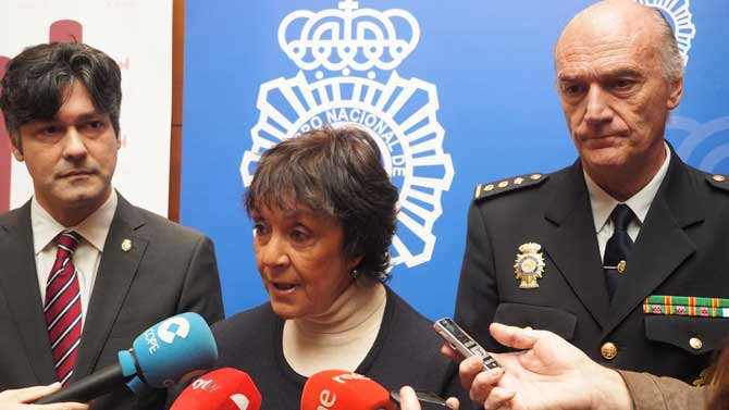 Mercedes Mart&iacute;n en el aniversario de la Polic&iacute;a.