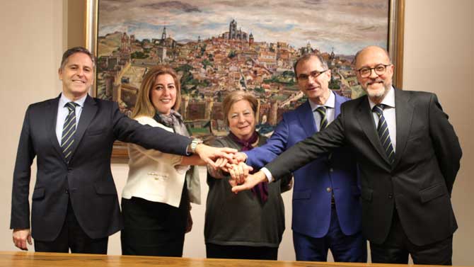 Renovaci&oacute;n del convenio entre Bankia y la Fundaci&oacute;n &Aacute;vila.
