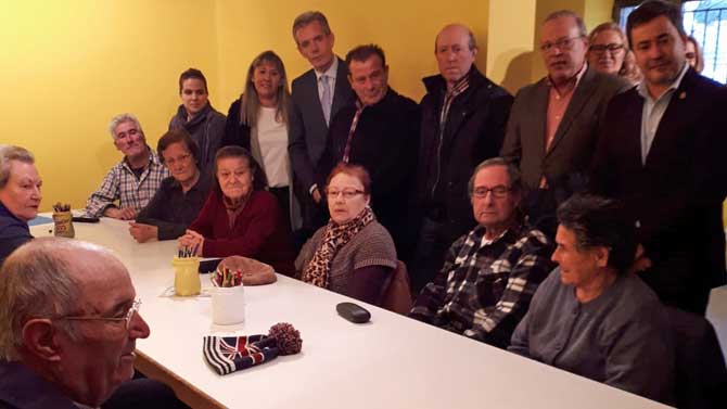 Presentación del programa para mayores de Faema en Burgohondo.
