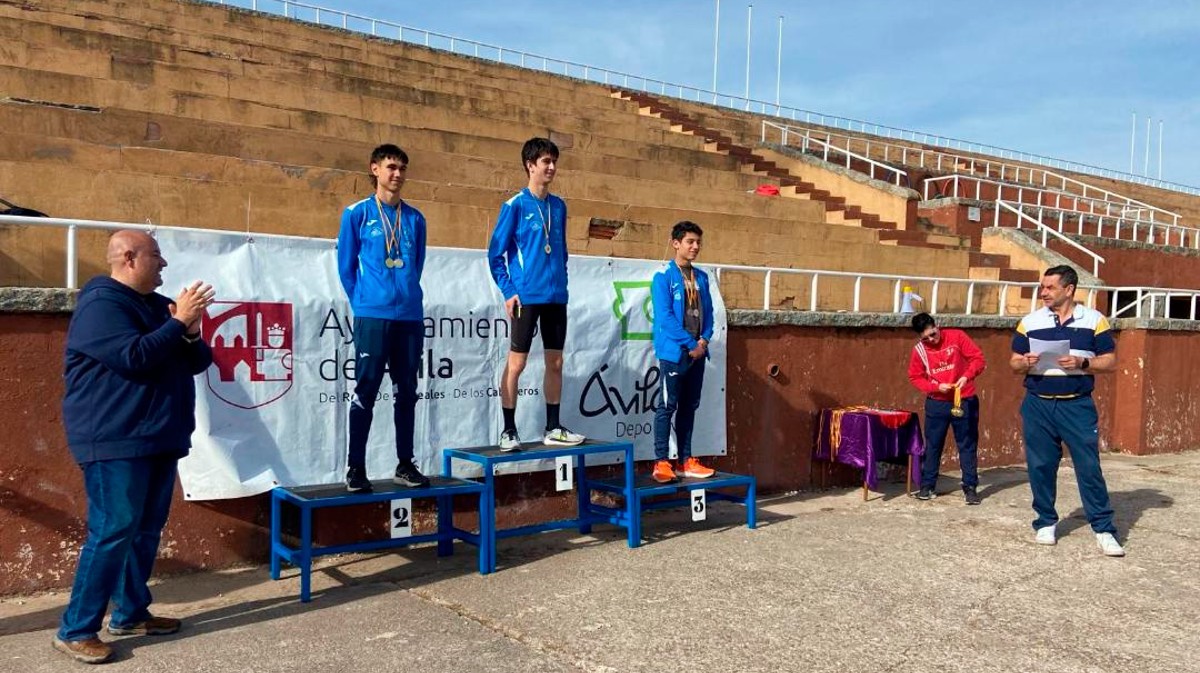 Primera jornada de atletismo de los Juegos Escolares.
