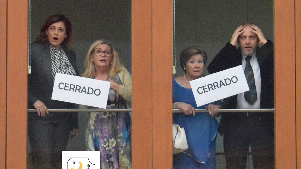 Foto de presentación de la obra ‘Esta sucursal está cerrada’