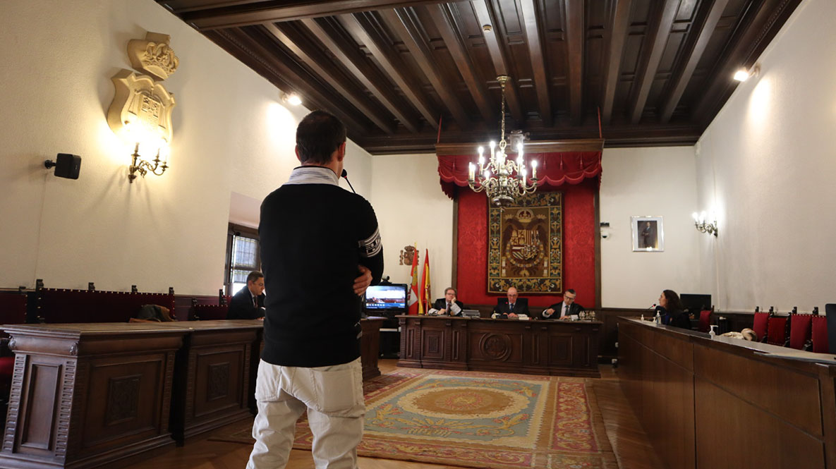 El acusado declarando durante la vista oral
