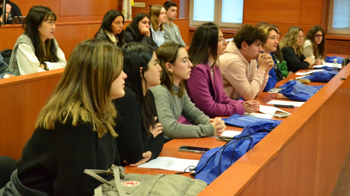 Nuevos alumnos internacionales en la UCAV.