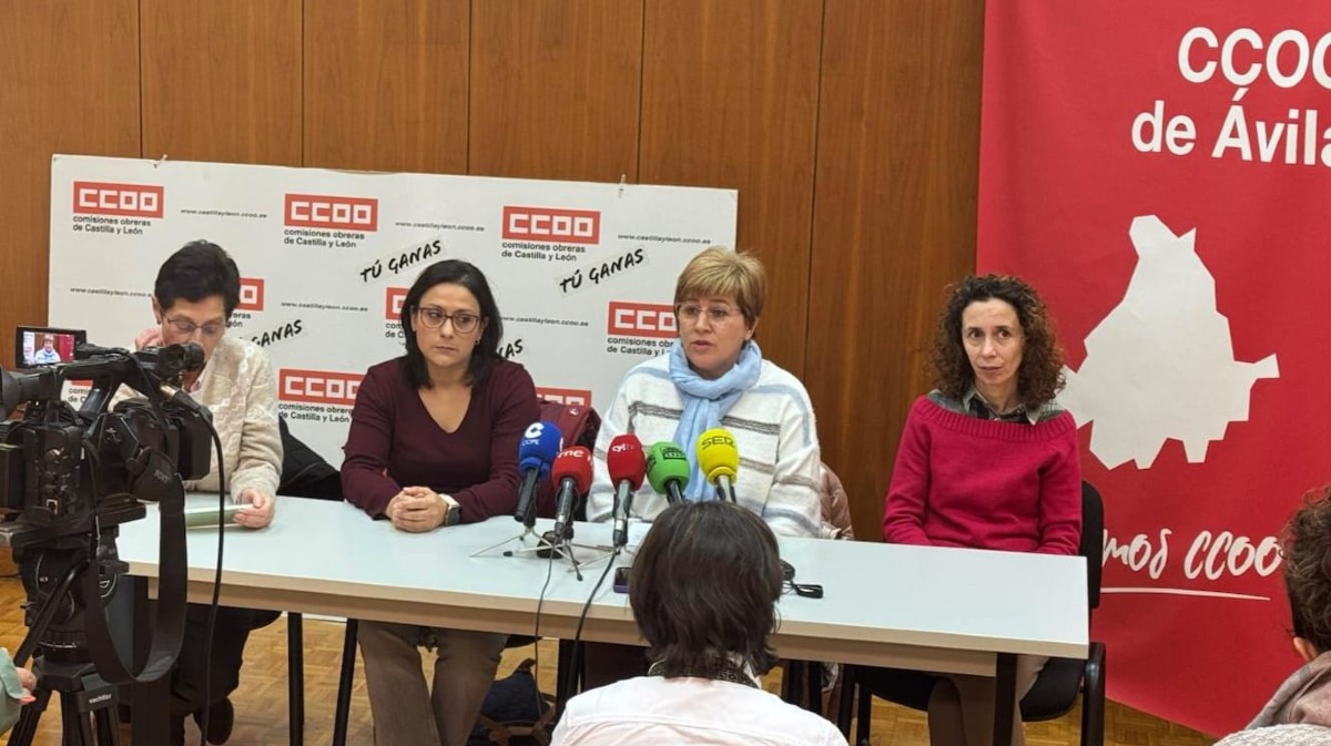 Rueda de prensa de CCOO sobre ayuda a domicilio.