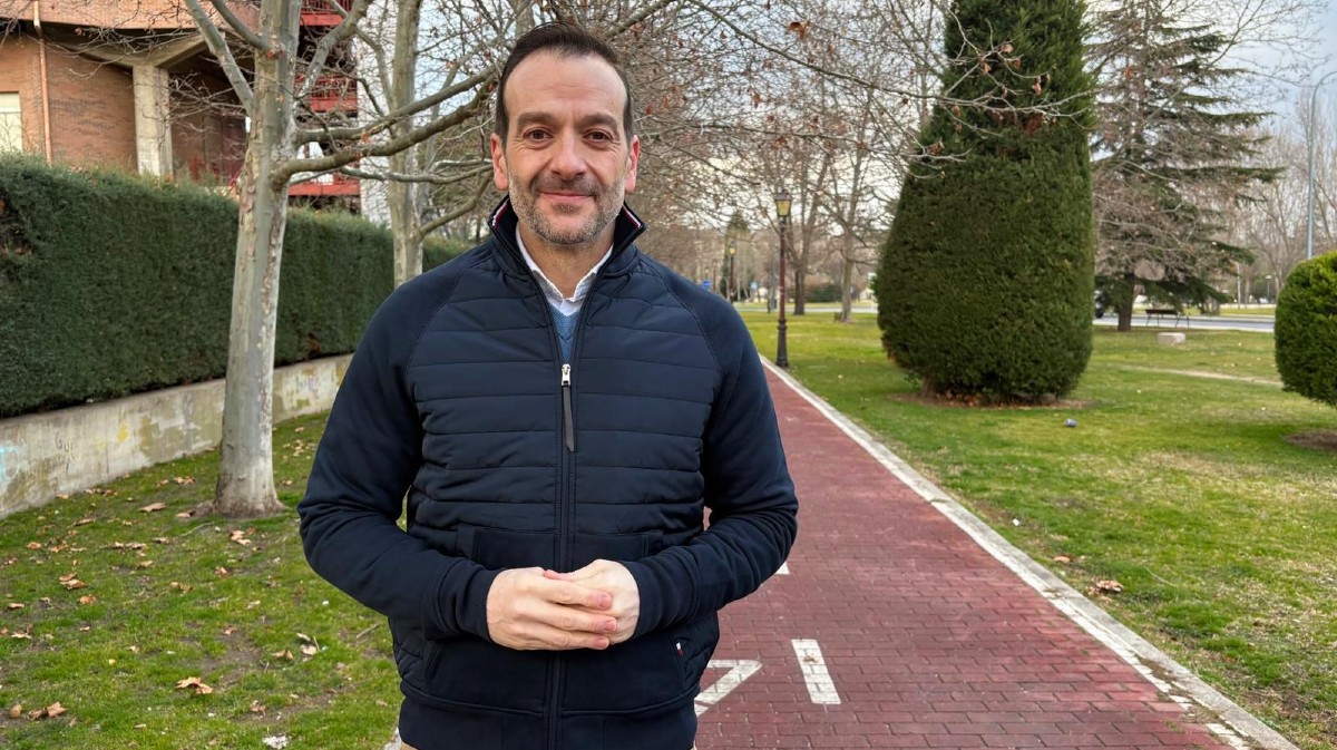 Jorge Pato en el carril bici de la calle Fray Gil.