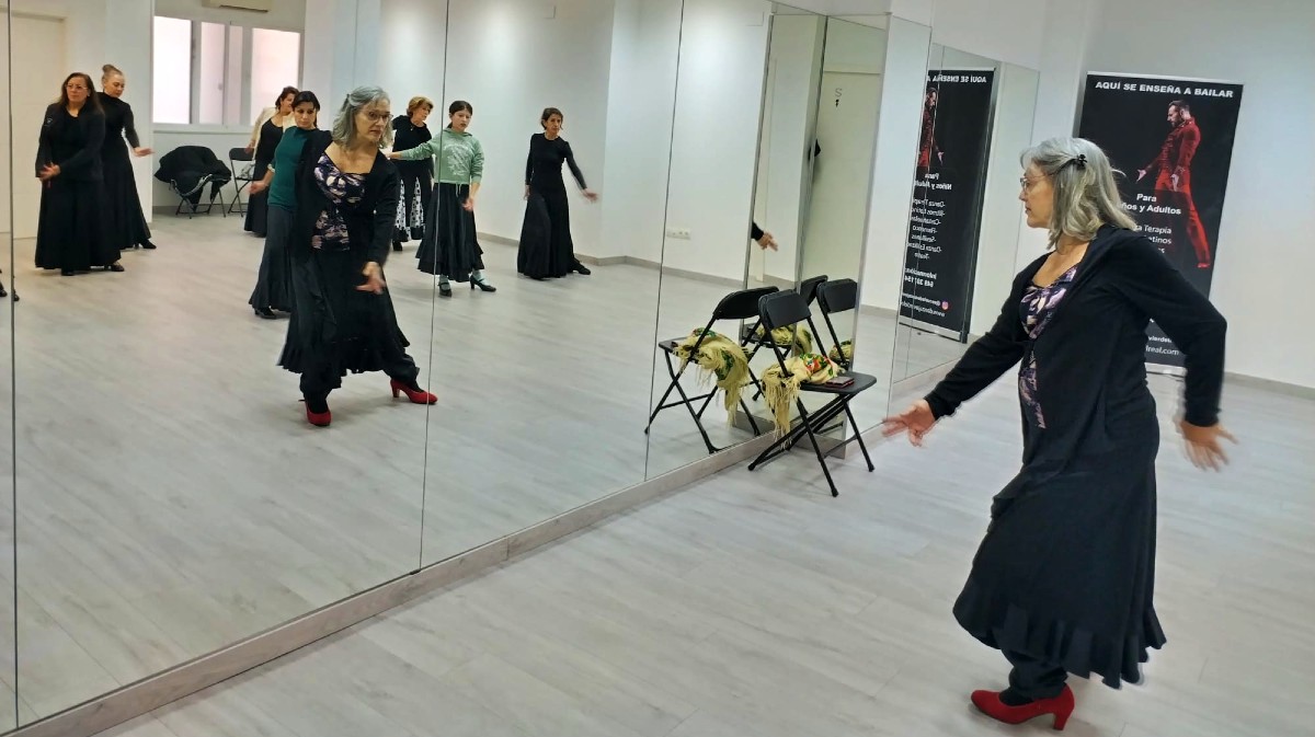 Clase de danza espa&ntilde;ola de Irene Zambra.