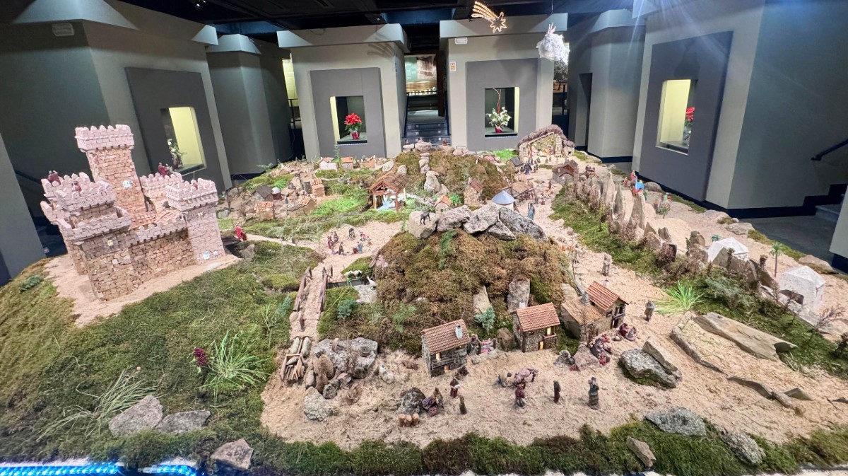 Bel&eacute;n en el Torre&oacute;n de los Guzmanes.