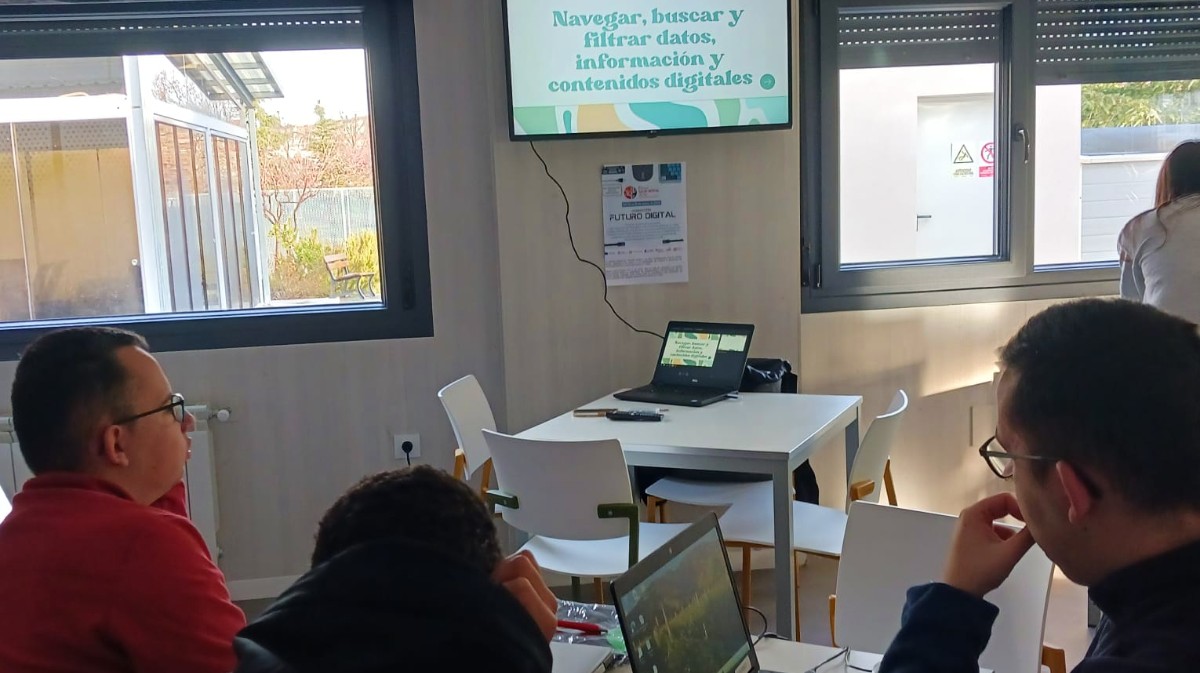 Formaci&oacute;n digital de j&oacute;venes con discapacidad.