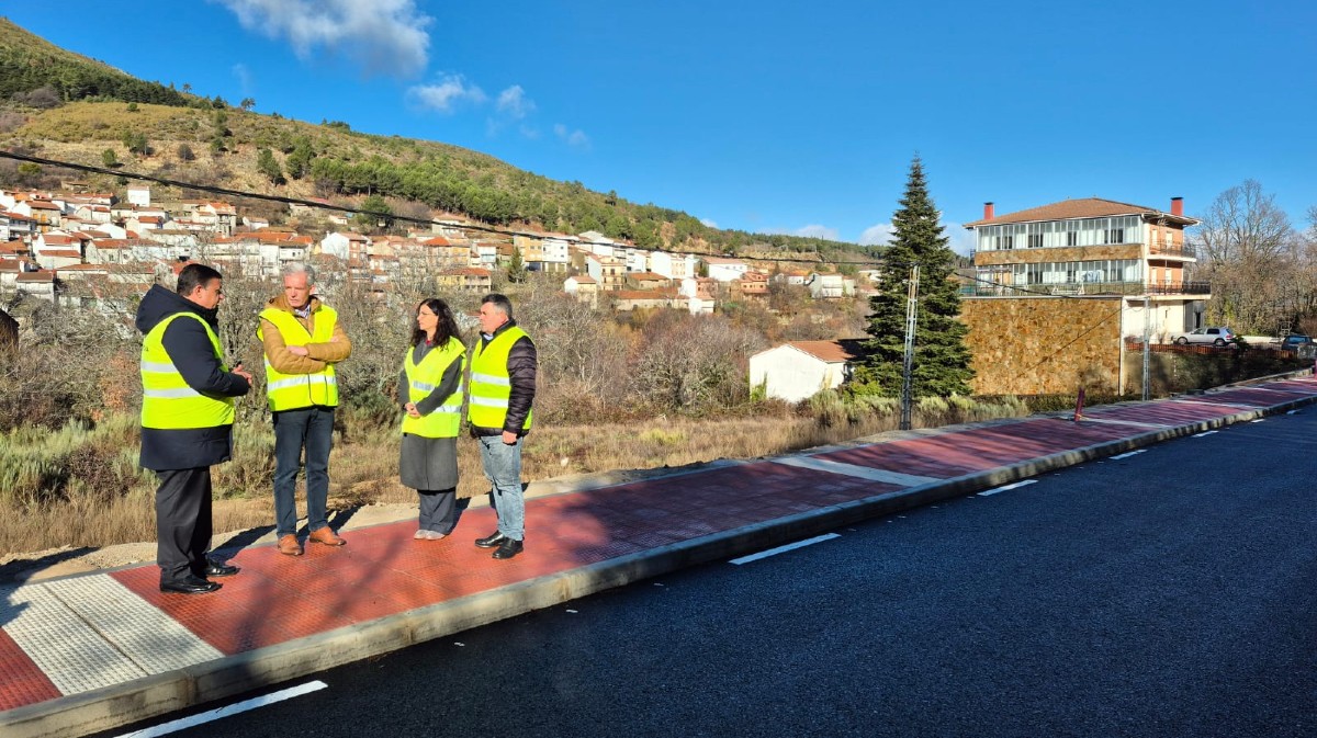 Visita a la reformada traves&iacute;a de Serranillos.