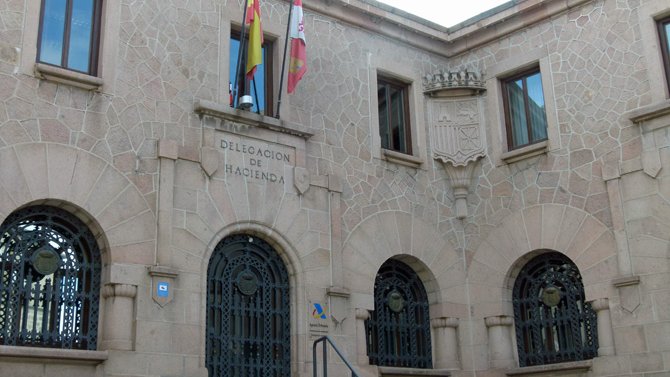 Delegaci&oacute;n en &Aacute;vila de la Agencia de Administraci&oacute;n Tributaria.