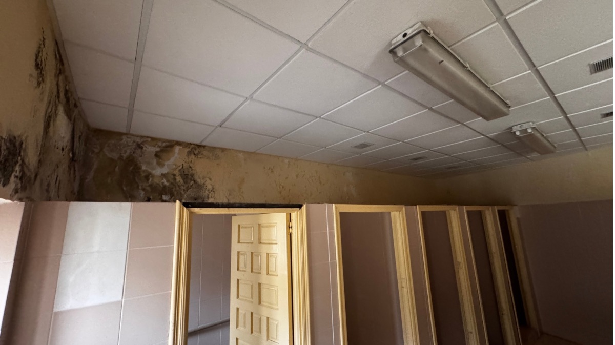 Duchas del pabell&oacute;n de la Ciudad Deportiva