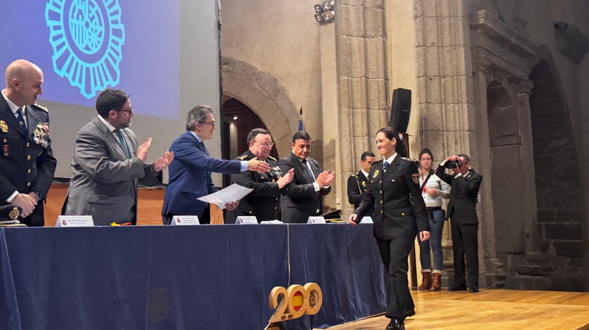 Agentes de Polic&iacute;a Nacional condecorados