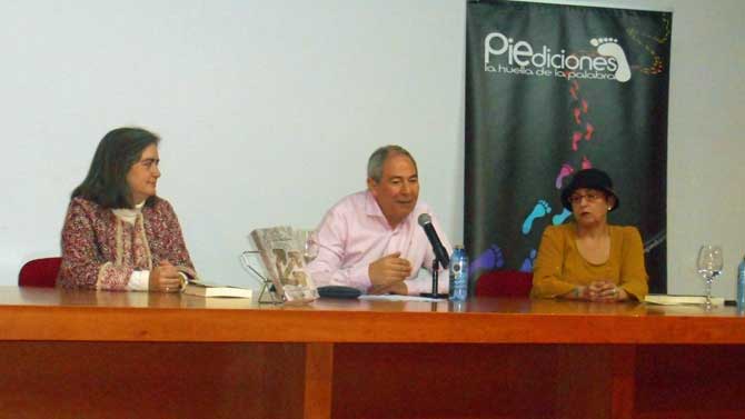 Juan Carlos Garrido presenta la novela ‘La tercera vía. Before fox day.