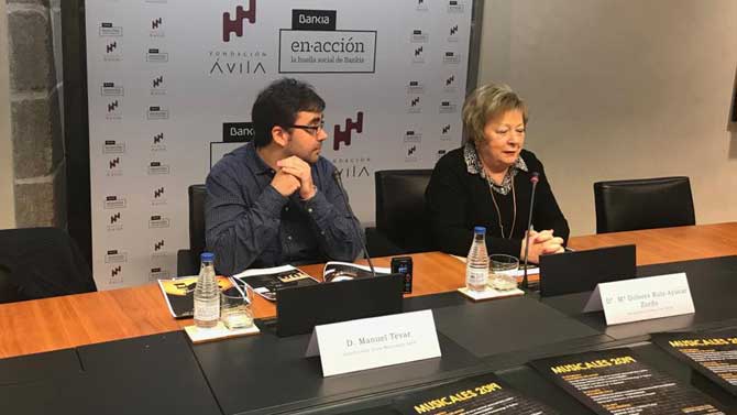 Manuel Tévar y Dolores RuízÁyúcar presentan el ciclo 'Musicales 2019'.