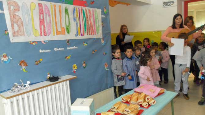 D&iacute;a de la Paz en el CRA Las Torres, de Mijares.