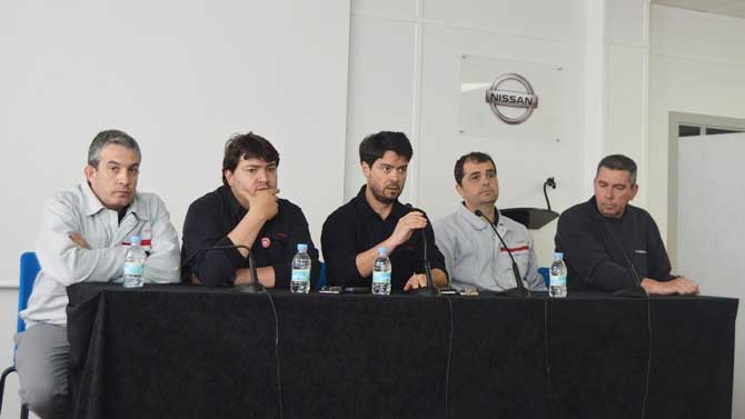 Felipe Gonz&aacute;lez (Sigen-USO), Iv&aacute;n Zazo (UGT) y Rub&eacute;n Zazo (CCOO) en una imagen de archivo.