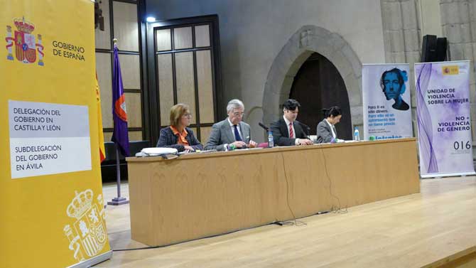 Reunión de alcaldes sobre el Pacto de Estado sobre la violencia de género.