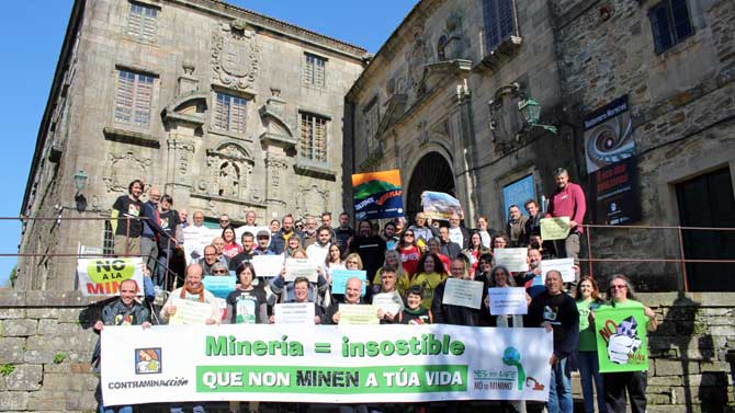 Encuentro &lsquo;Impactos da miner&iacute;a na Pen&iacute;nsula Ib&eacute;rica&rsquo; de la Red ContraMINAcci&oacute;n en Santiago.
