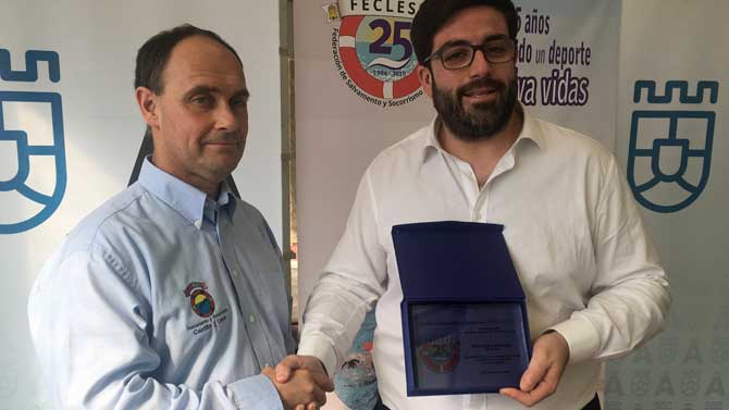 Distinción de la Federación de Salvamento y Socorrismo a la Diputación de Ávila.