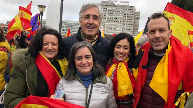 José Luis Rivas con cuatro concejales en la manifestación de Madrid,