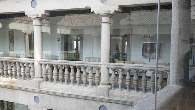 Patio del palacio de la Audiencia Provincial.