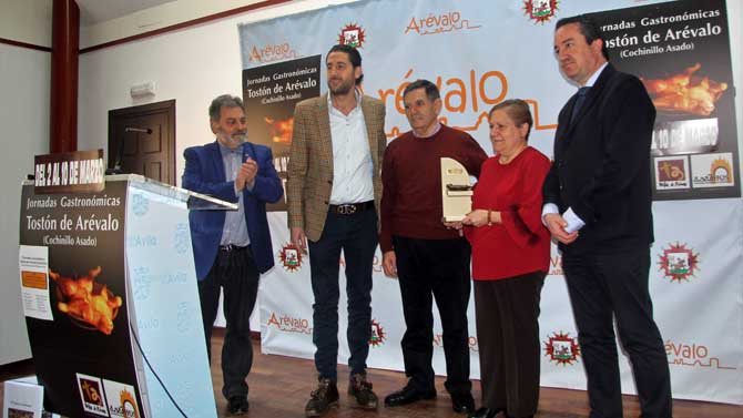 Homenaje póstumo al maestro asador José María Martín Valero.
