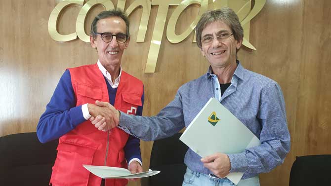 Convenio entre Cruz Roja y la Asociación de Peluqueros de Confae.