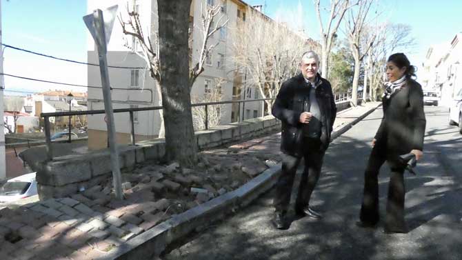 Manuel Jiménez y Yolanda Vázquez en el barrio de San Nicolás.