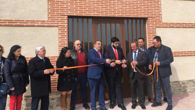 Inauguración del edificio de usos múltiples de San Esteban de Zapardiel.
