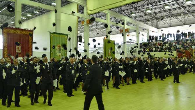 Jura de nuevos inspectores de Policía de la XXX promoción.
