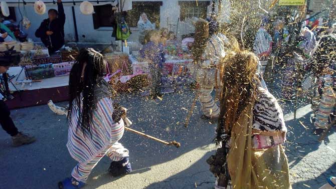 Cucurrumachos en Navalosa.