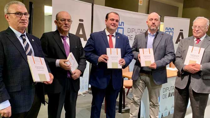 Presentación de tres volúmenes de las Fuentes Históricas Abulenses.